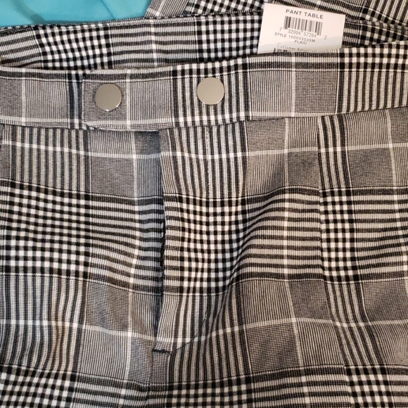 Pants - Picture 4 of 6